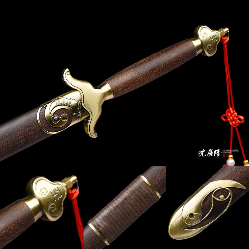 神武合金太极剑鸡翅木剑鞘、剑柄、剑首与合金装具细节